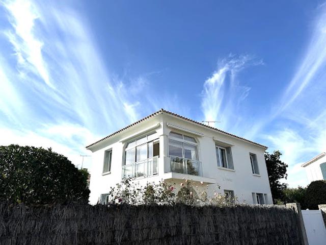 Vente Maison 6 pièces 171 m2 Saint Gilles Croix de Vie