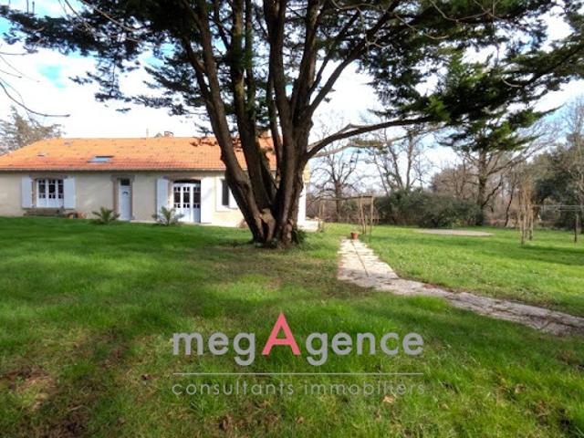 Vente Maison 6 pièces 172 m2 Avrille