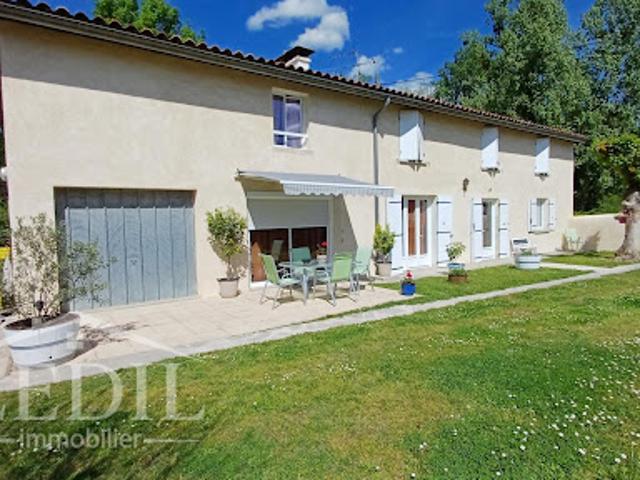 Vente Maison 6 pièces 173 m2 Noaillan