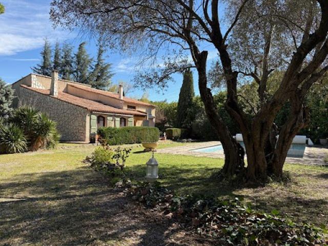 Vente Maison 6 pièces 173 m2 Saint André de Sangonis