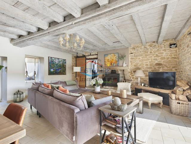 Vente Maison 6 pièces 173 m2 Saint Etienne de Montluc
