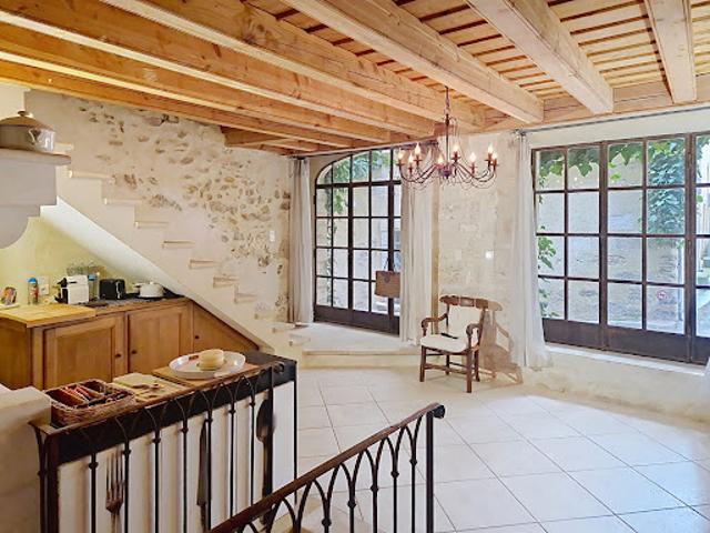 Vente Maison 6 pièces 173 m2 Villeneuve les avignon