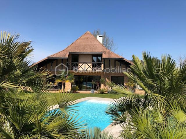 Vente Maison 6 pièces 184 m2 Bizanos