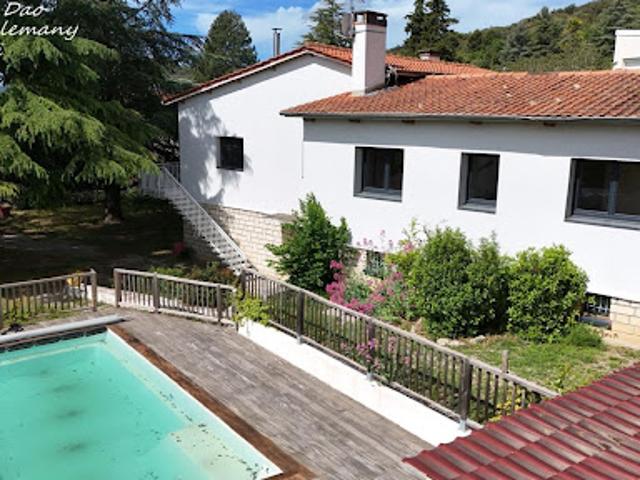 Vente Maison 6 pièces 184 m2 Château Arnoux Saint Auban
