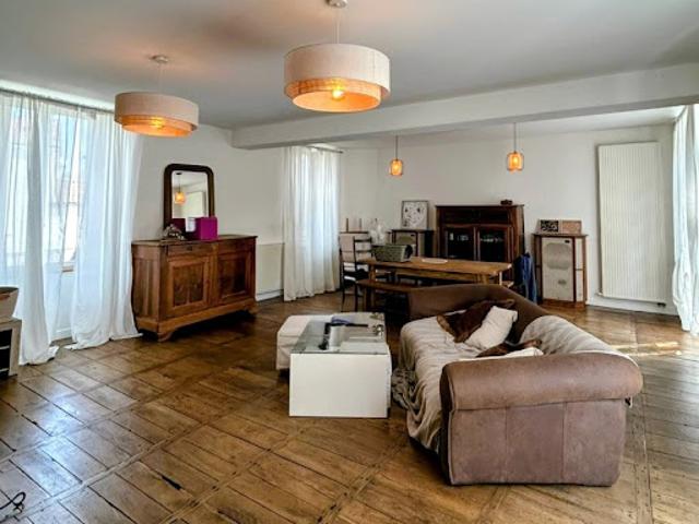 Vente Maison 6 pièces 184 m2 Cherves Châtelars