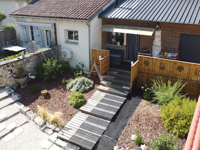 Vente Maison 6 pièces 184 m2 Courcoury