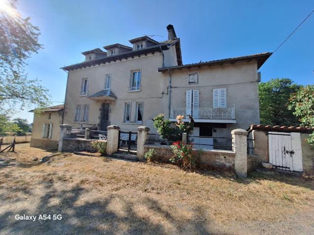 Vente Maison 6 pièces 184 m2 Saint Paul des Landes