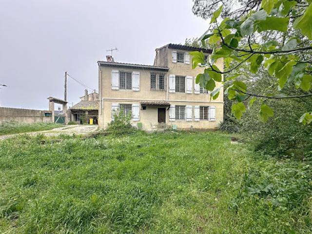 Vente Maison 6 pièces 185 m2 Avignon