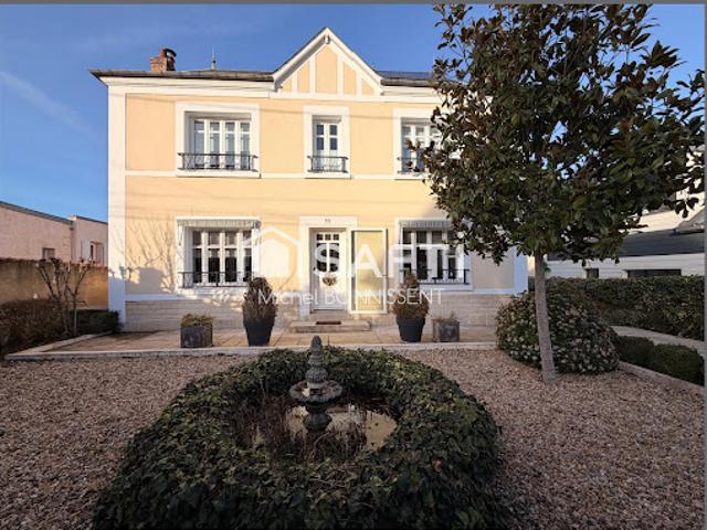 Vente Maison 6 pièces 185 m2 Bourges