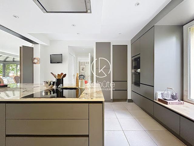 Vente Maison 6 pièces 185 m2 Les Chères