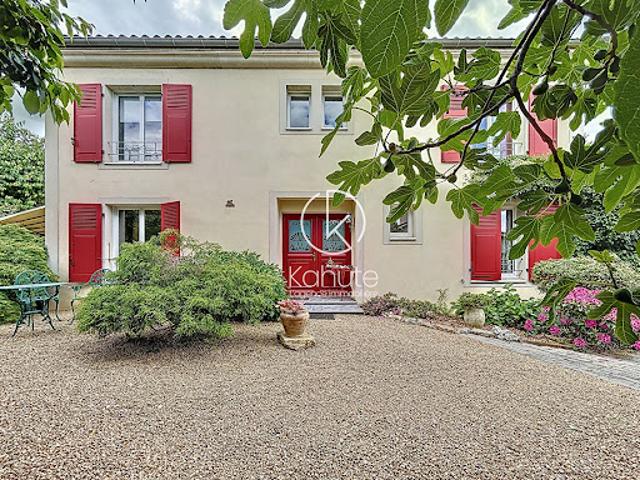 Vente Maison 6 pièces 185 m2 Les Chères