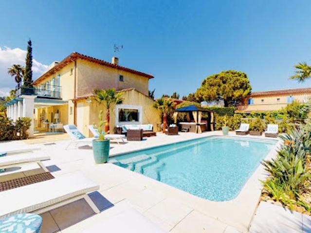 Vente Maison 6 pièces 185 m2 Saint aygulf