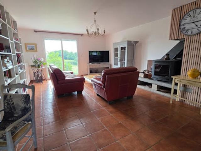 Vente Maison 6 pièces 185 m2 Saint Illide