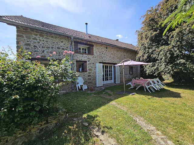 Vente Maison 6 pièces 186 m2 Busset