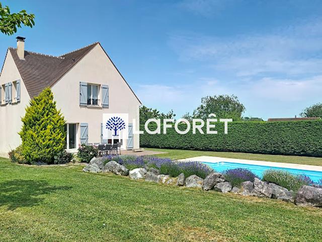 Vente Maison 6 pièces 186 m2 Jouy le Châtel