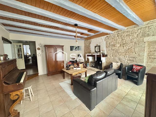 Vente Maison 6 pièces 186 m2 Saint Pompain
