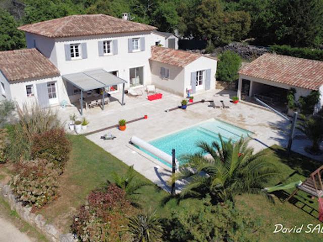 Vente Maison 6 pièces 187 m2 Lorgues