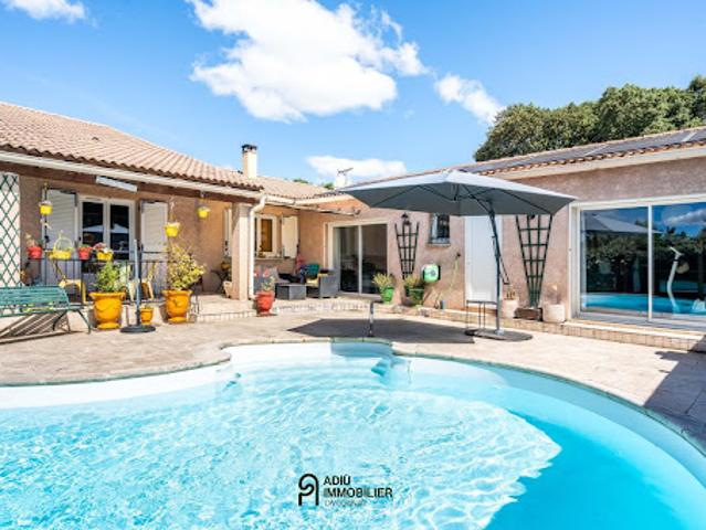Vente Maison 6 pièces 187.73 m2 Uzès