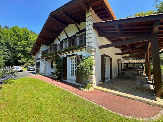 Vente Maison 6 pièces 188 m2 Biriatou