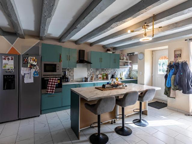 Vente Maison 6 pièces 188 m2 Saint Sornin