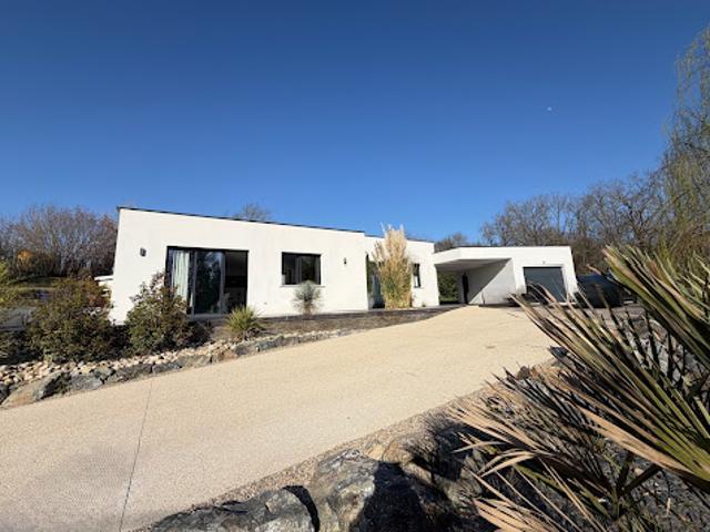 Vente Maison 6 pièces 189 m2 Abrest