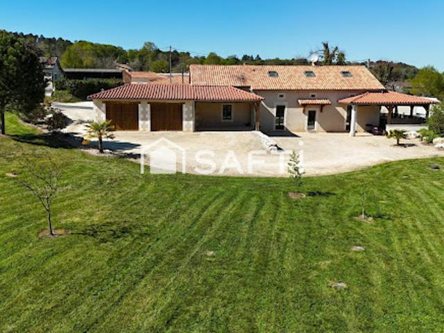 Vente Maison 6 pièces 180 m2 Neuvic