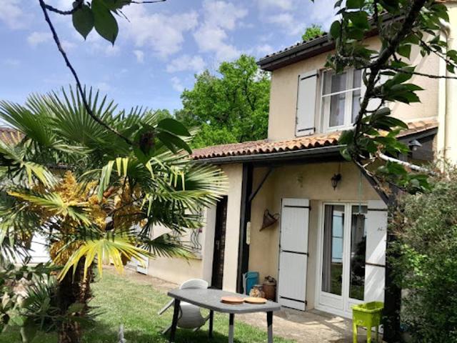 Vente Maison 6 pièces 180 m2 Aigre