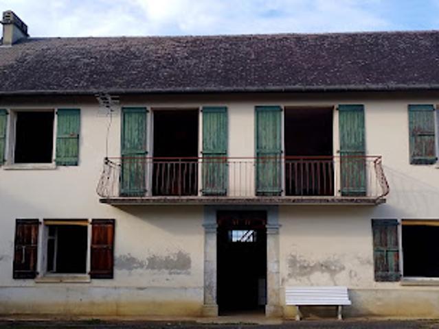 Vente Maison 6 pièces 180 m2 Astugue