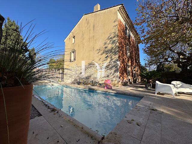 Vente Maison 6 pièces 180 m2 Caumont sur Durance