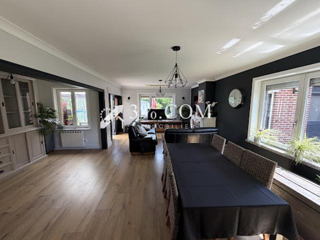 Vente Maison 6 pièces 180 m2 Halluin