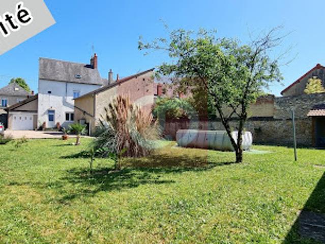 Vente Maison 6 pièces 180 m2 La Guerche sur l'Aubois