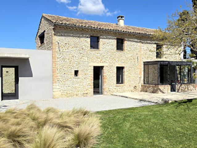 Vente Maison 6 pièces 180 m2 Sainte Cécile les Vignes