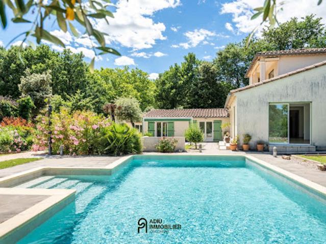 Vente Maison 6 pièces 180 m2 Uzès
