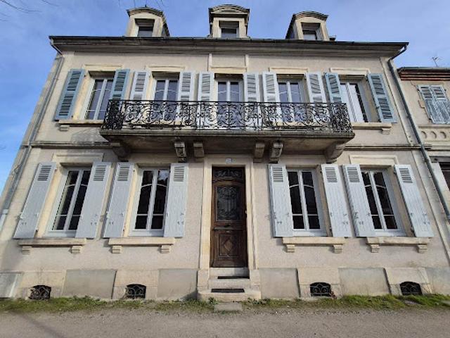 Vente Maison 6 pièces 182 m2 Vichy