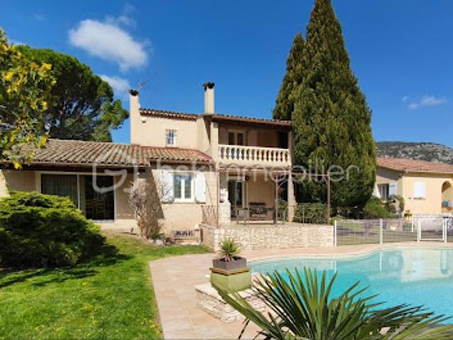 Vente Maison 6 pièces 182 m2 Volx
