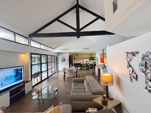 Vente Maison 6 pièces 183 m2 Bizanos