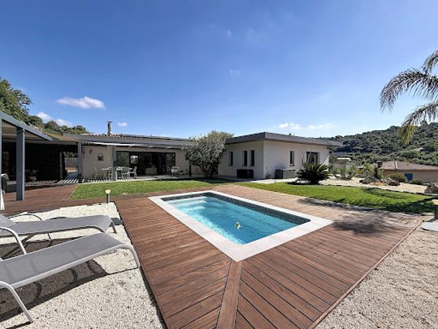Vente Maison 6 pièces 194 m2 Biot