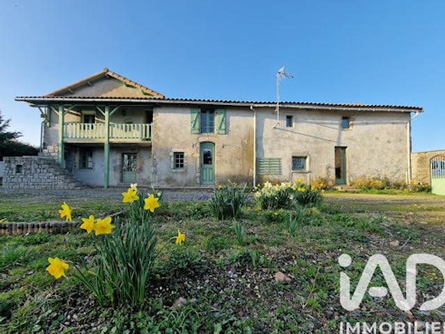 Vente Maison 6 pièces 194 m2 La Chapelle Saint Laurent