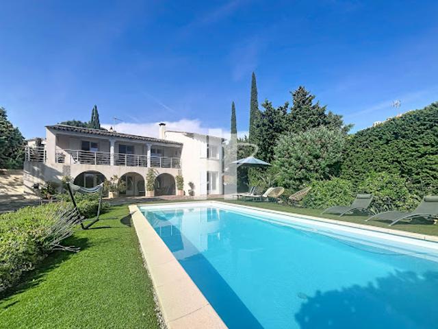 Vente Maison 6 pièces 194 m2 Saint raphael