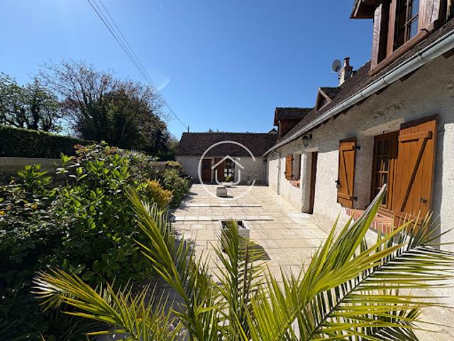 Vente Maison 6 pièces 194.86 m2 Cour Cheverny