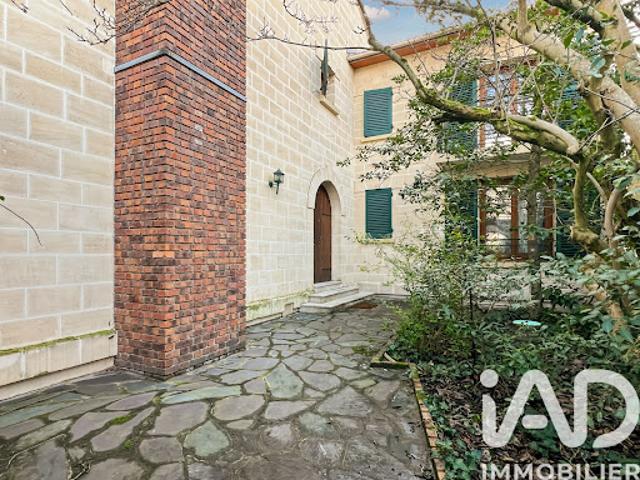 Vente Maison 6 pièces 195 m2 La Varenne Saint Hilaire
