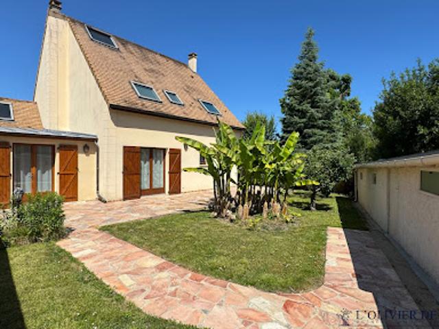 Vente Maison 6 pièces 195 m2 Le Tremblay sur Mauldre