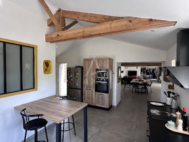 Vente Maison 6 pièces 195 m2 Les Châtelliers Châteaumur