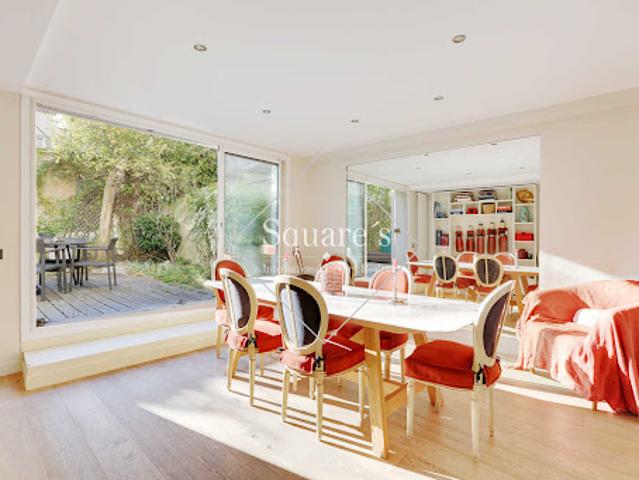 Vente Maison 6 pièces 195 m2 Suresnes