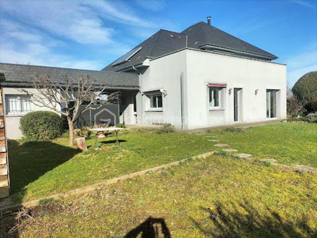 Vente Maison 6 pièces 196 m2 Oloron Sainte Marie
