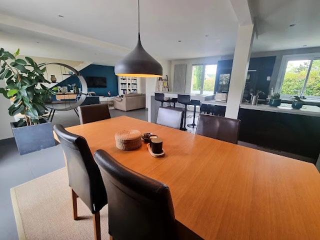 Vente Maison 6 pièces 197 m2 Croissy sur Seine