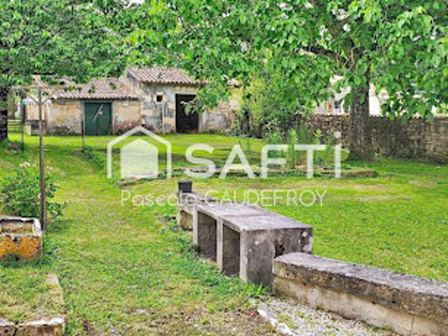 Vente Maison 6 pièces 198 m2 Avy