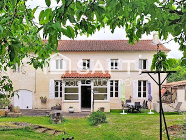 Vente Maison 6 pièces 198 m2 Avy