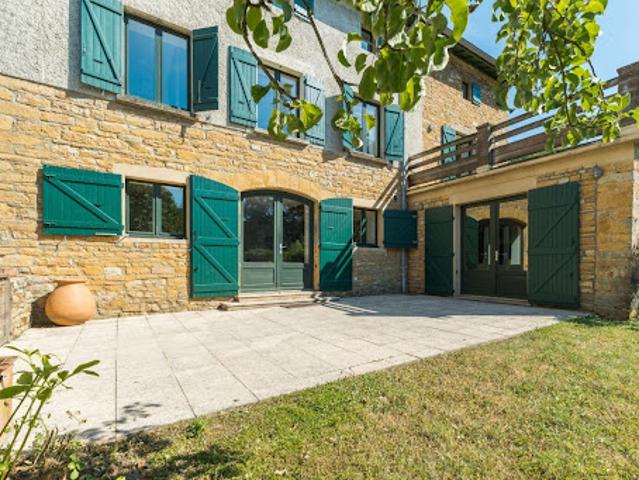 Vente Maison 6 pièces 198 m2 Albigny sur Saône