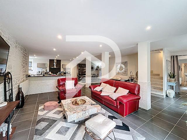 Vente Maison 6 pièces 198 m2 Dreux